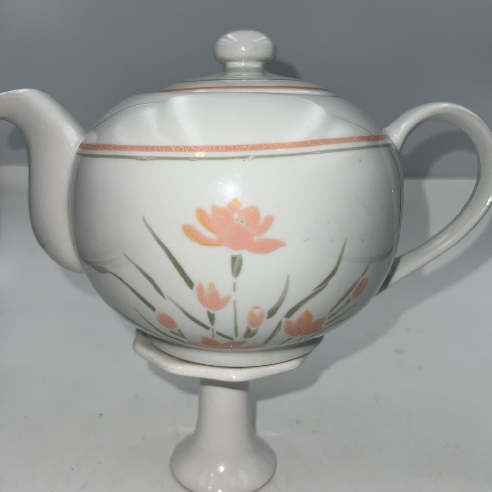 Porcelain‎ Tea Pot - Peach Floral - by Corning Excellent